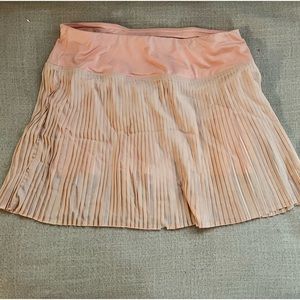 Pink pheel tennis skirt